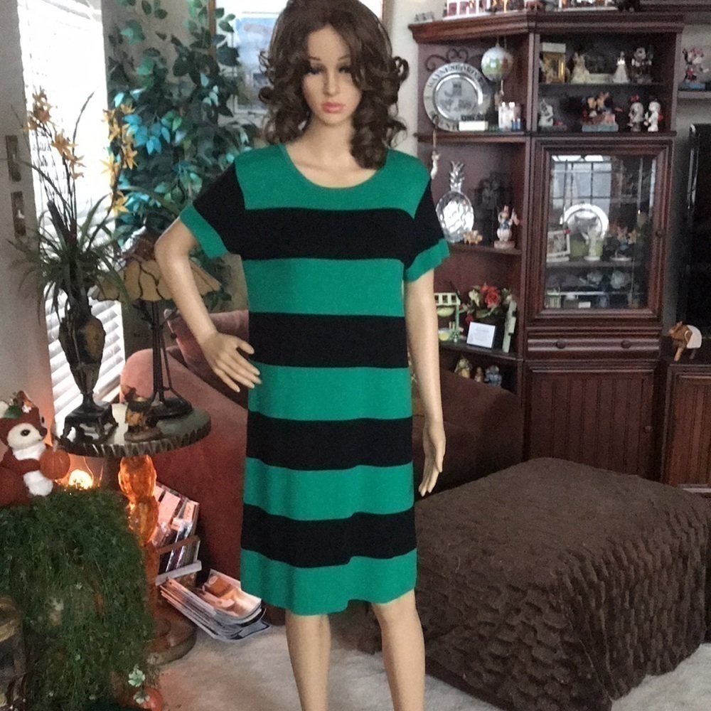 Brand New MANGO MNG Green & Black Striped Short-Sleeved Dress
